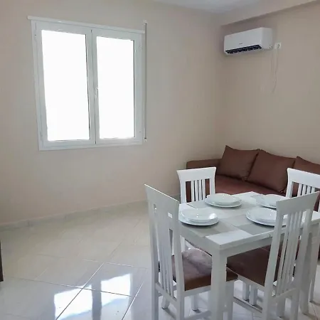 Apartament Near Beach K10 아파트 *