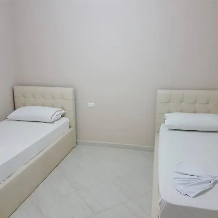 Apartament Near Beach K10 *